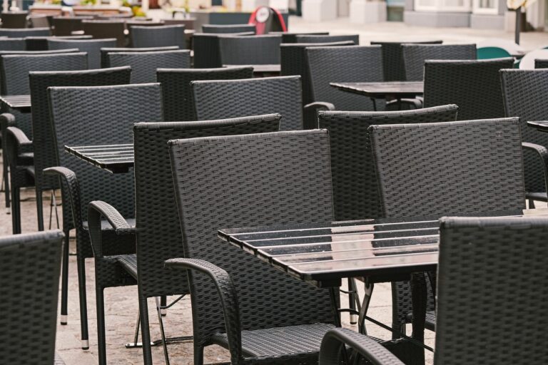 Výhody stravenkových společností pro restaurace i zákazníky